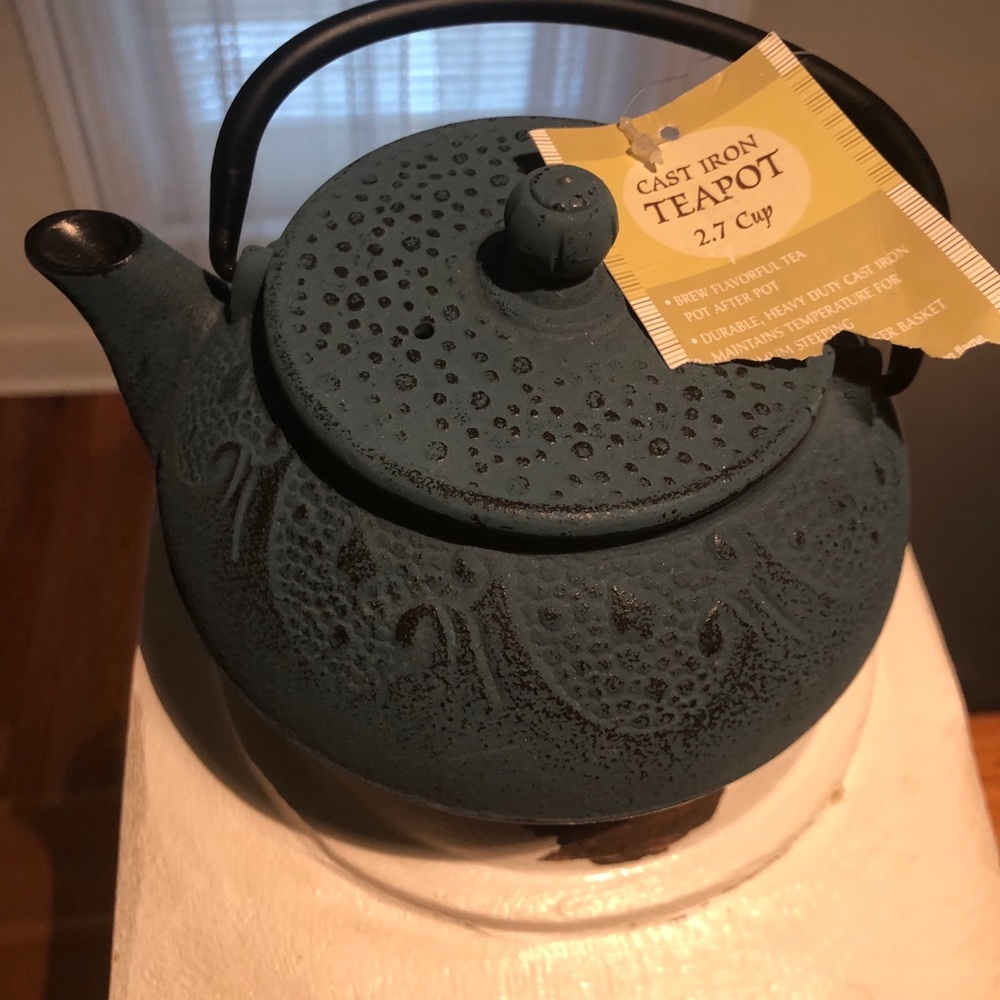Cast Iron Tea Pot. 2.7 cup see pictures- details - Picture 2 of 15